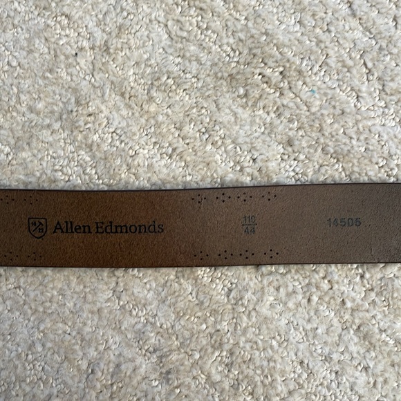 Allen Edmonds Brown Belt - Picture 6 of 6